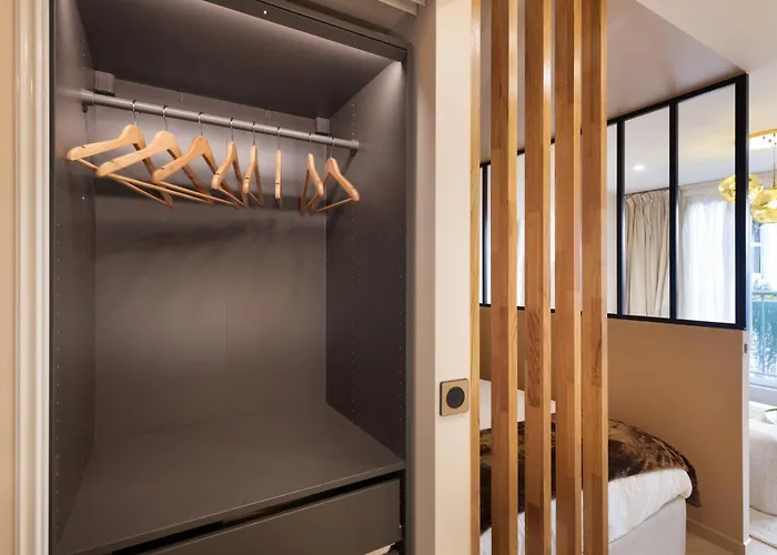Apartamento Cozystay - Luxury 1Br Champs Elysees París