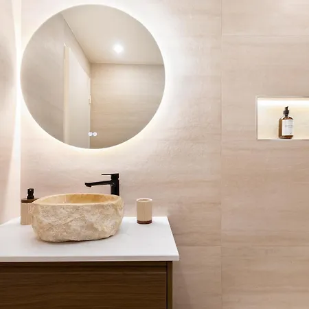 Cozystay - Luxury 1Br Champs Elysees 아파트 *