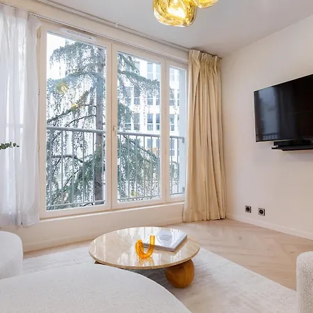 Cozystay - Luxury 1Br Champs Elysees