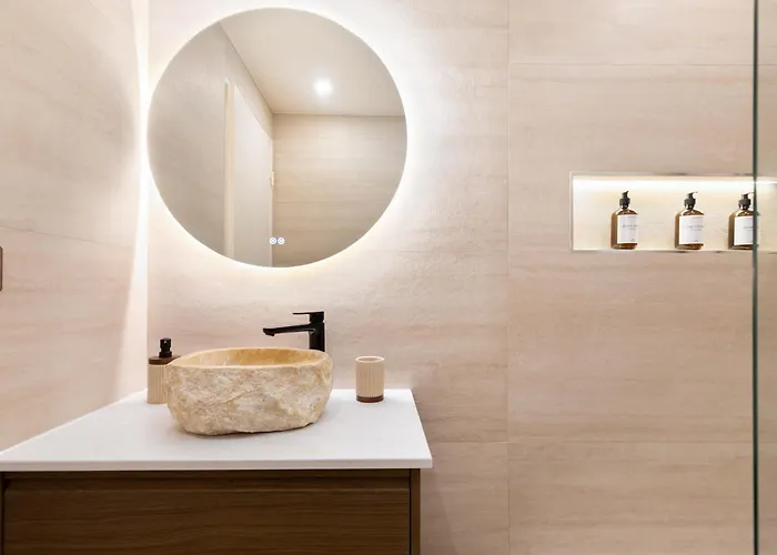 Cozystay - Luxury 1Br Champs Elysees Daire *