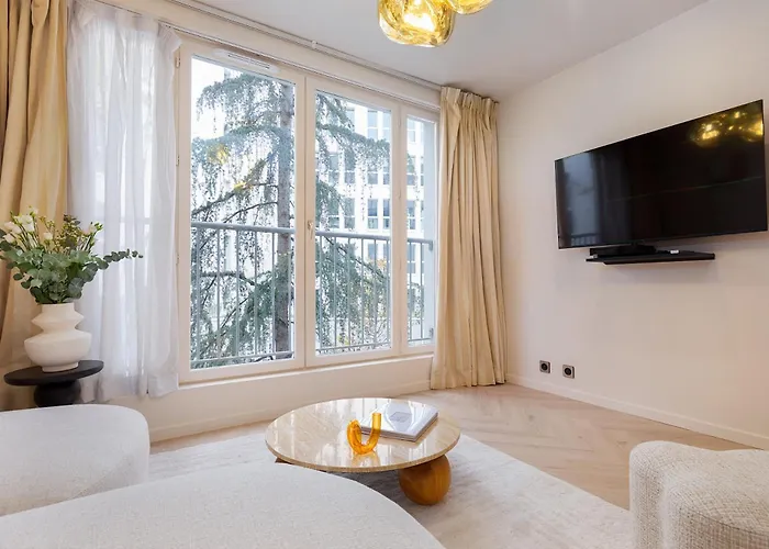 Cozystay - Luxury 1Br Champs Elysees