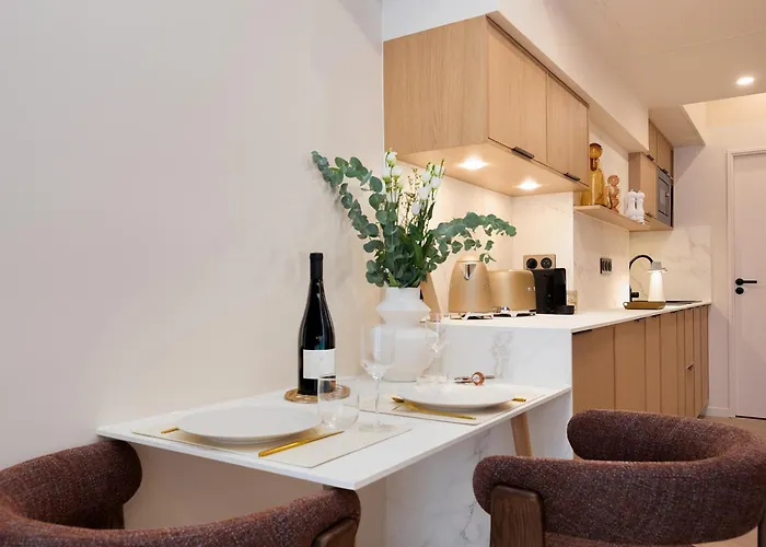 Cozystay - Luxury 1Br Champs Elysees